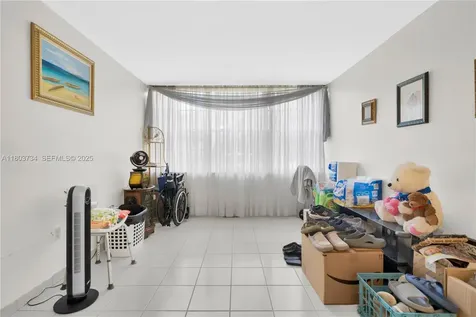 1400 Saint Charles Place Pembroke Pines FL 33026