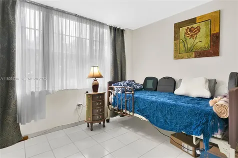 1400 Saint Charles Place Pembroke Pines FL 33026