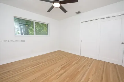 9450 Martinique Drive Cutler Bay FL 33189