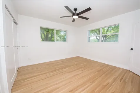 9450 Martinique Drive Cutler Bay FL 33189