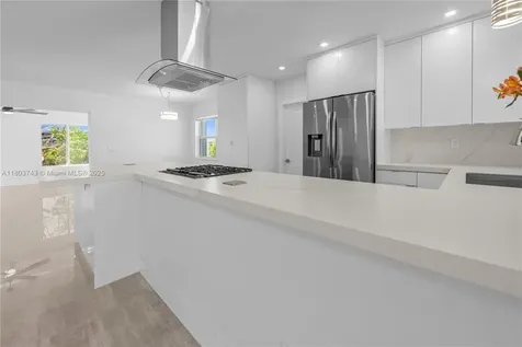 9450 Martinique Drive Cutler Bay FL 33189