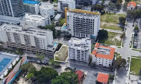 437 NE 30th Street Miami FL 33137