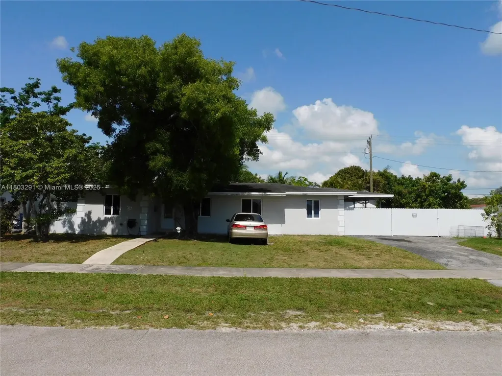 16020 SW 98th Court Miami FL 33157