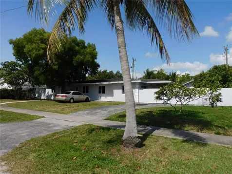 16020 SW 98th Court Miami FL 33157