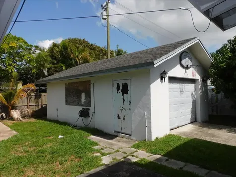 16020 SW 98th Court Miami FL 33157