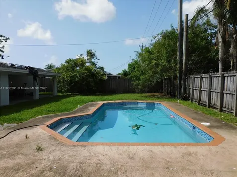 16020 SW 98th Court Miami FL 33157