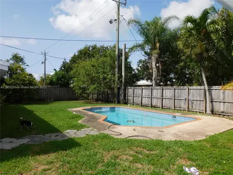 16020 SW 98th Court Miami FL 33157