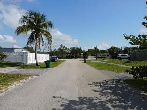 16020 SW 98th Court Miami FL 33157