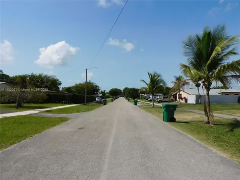 16020 SW 98th Court Miami FL 33157