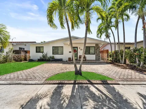 2720 SW 76th Avenue Miami FL 33155