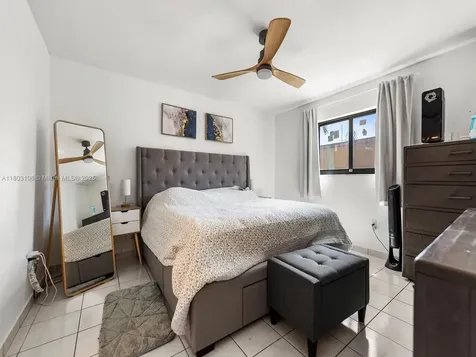 2720 SW 76th Avenue Miami FL 33155