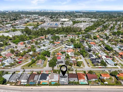 2720 SW 76th Avenue Miami FL 33155