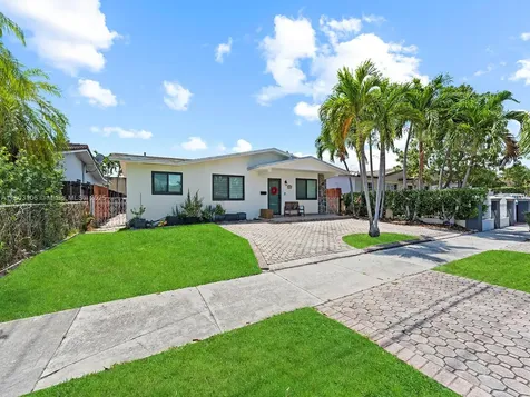 2720 SW 76th Avenue Miami FL 33155