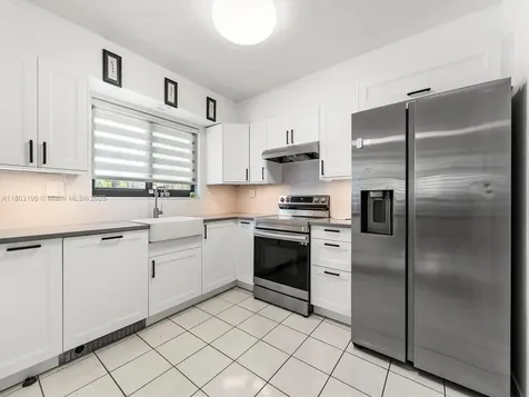 2720 SW 76th Avenue Miami FL 33155