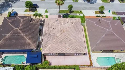 9072 NW 145th Street Miami Lakes FL 33018