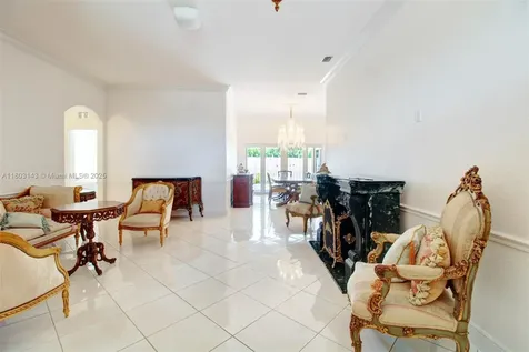 9072 NW 145th Street Miami Lakes FL 33018