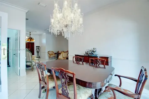 9072 NW 145th Street Miami Lakes FL 33018
