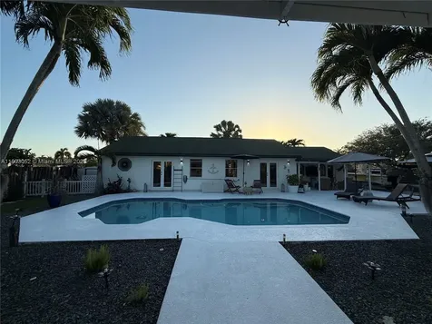 15223 SW 152nd Avenue Miami FL 33187