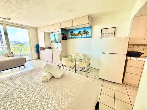 19201 Collins Avenue Sunny Isles Beach FL 33160