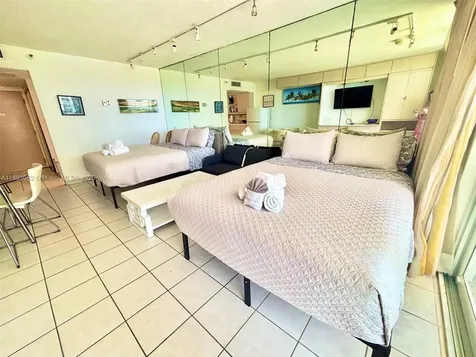 19201 Collins Avenue Sunny Isles Beach FL 33160