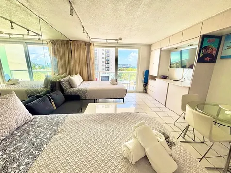 19201 Collins Avenue Sunny Isles Beach FL 33160