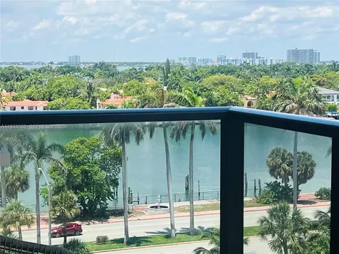 5225 Collins Avenue Miami Beach FL 33140