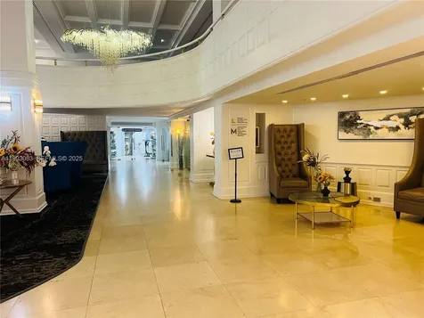 5225 Collins Avenue Miami Beach FL 33140