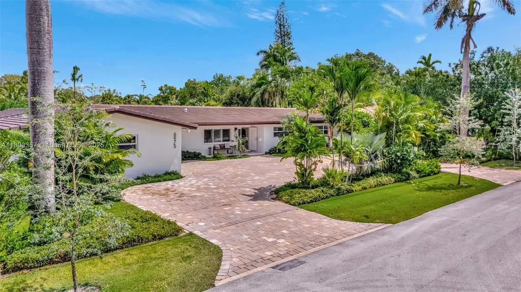 6975 SW 107th Street Pinecrest FL 33156