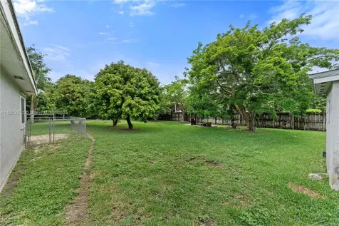 23120 SW 172nd Avenue Miami FL 33170
