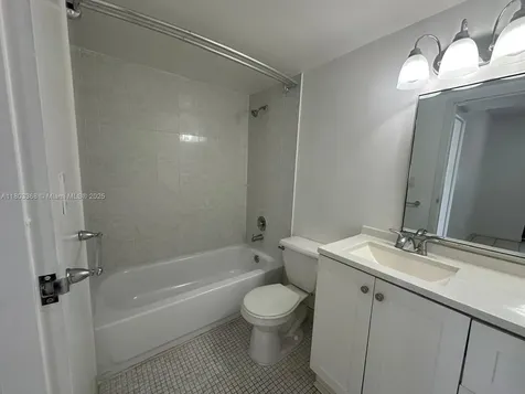 16919 N Bay Road Sunny Isles Beach FL 33160
