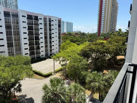16919 N Bay Road Sunny Isles Beach FL 33160