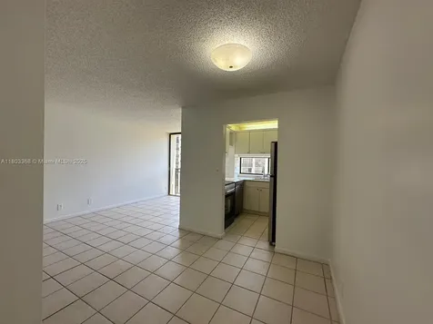 16919 N Bay Road Sunny Isles Beach FL 33160