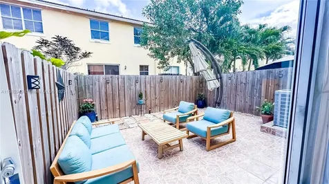 14969 SW 9th Terrace Miami FL 33194
