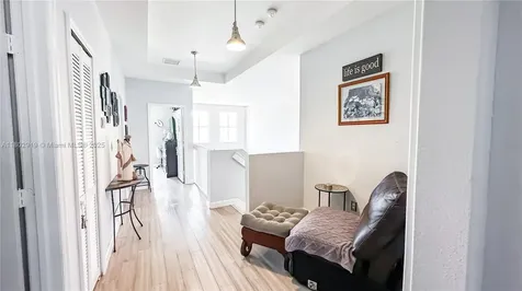 14969 SW 9th Terrace Miami FL 33194