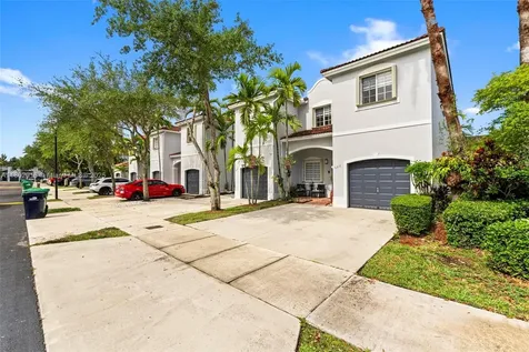 922 SW 148th Place Miami FL 33194