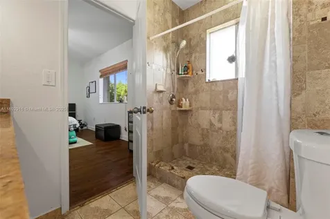 922 SW 148th Place Miami FL 33194