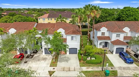 922 SW 148th Place Miami FL 33194