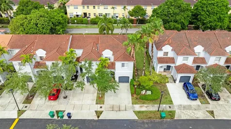 922 SW 148th Place Miami FL 33194