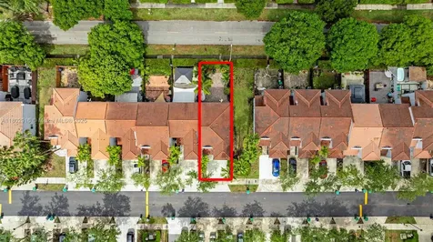 922 SW 148th Place Miami FL 33194