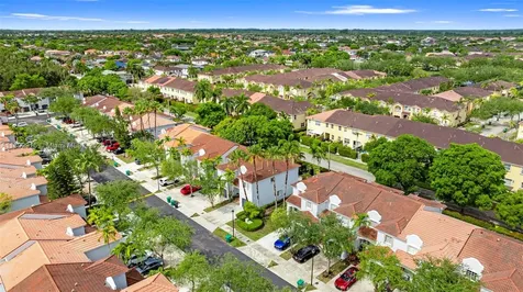 922 SW 148th Place Miami FL 33194