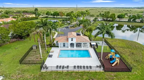 922 SW 148th Place Miami FL 33194