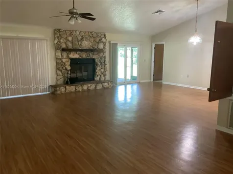1725 Tanglewood Drive Kissimmee FL 34746