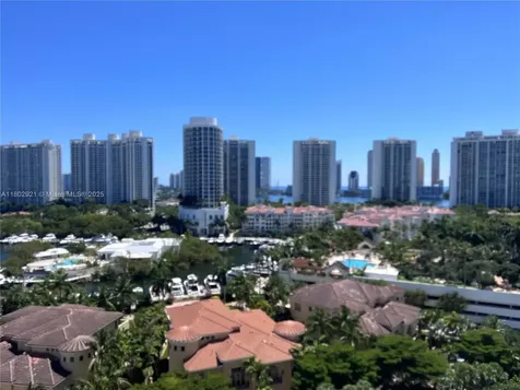 1000 Island Boulevard Aventura FL 33160