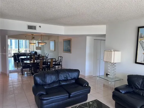 1000 Island Boulevard Aventura FL 33160