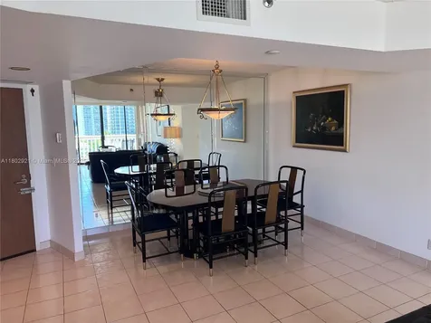 1000 Island Boulevard Aventura FL 33160