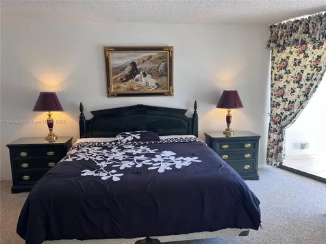1000 Island Boulevard Aventura FL 33160