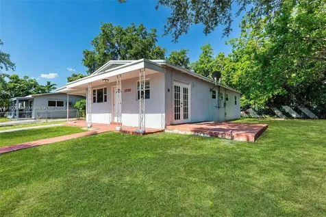 20740 NE 13th Court Miami FL 33179