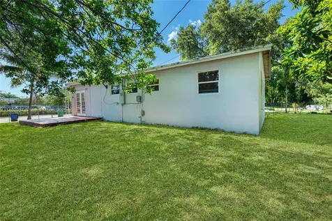 20740 NE 13th Court Miami FL 33179