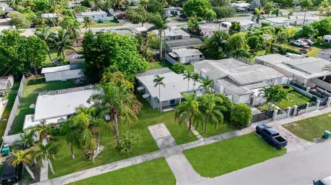 631 NE 12th Street Homestead FL 33030
