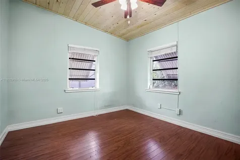 631 NE 12th Street Homestead FL 33030